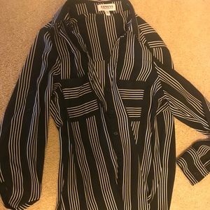 Express button up size XS
